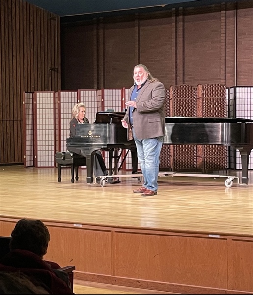 Steve Grabe: The Resonant Tenor Bridging Opera, Oratorio, and Modern Performance